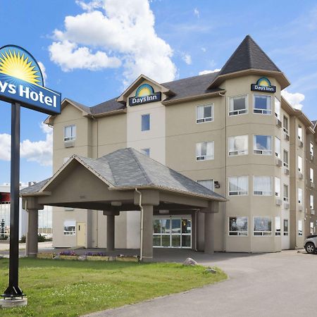 Days Inn By Wyndham Bonnyville Exterior foto