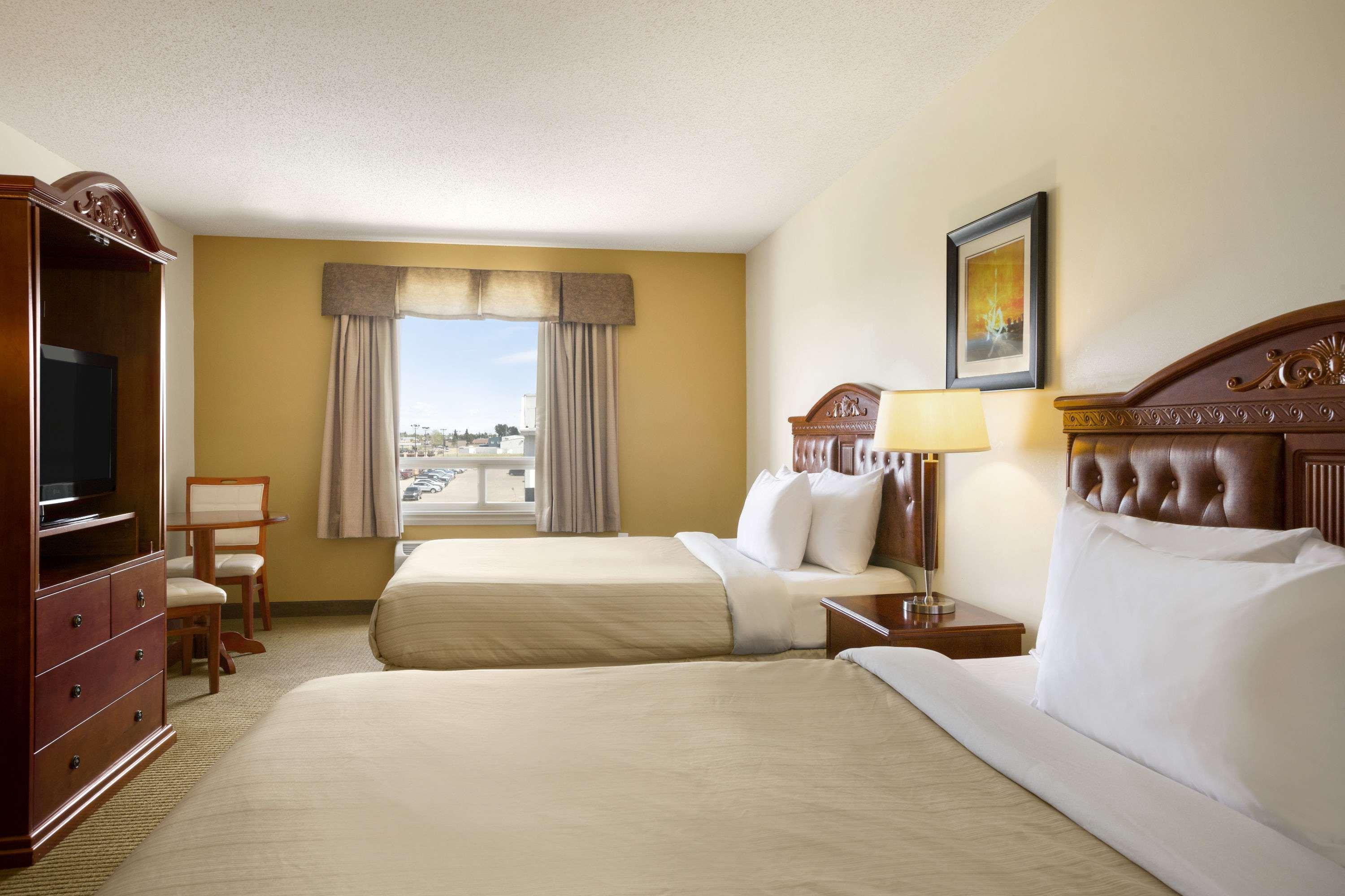 Days Inn By Wyndham Bonnyville Exterior foto